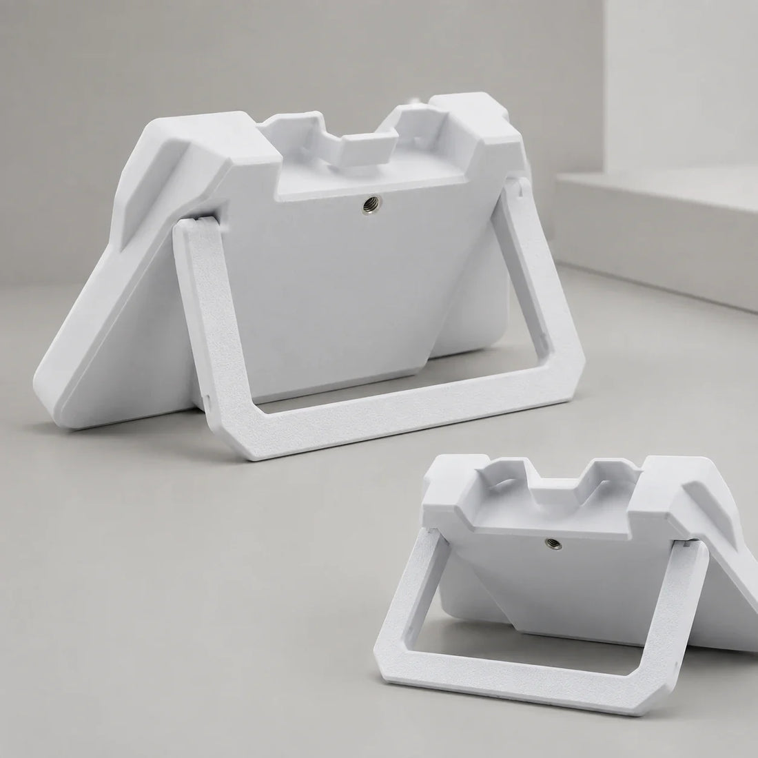 Compact battery stand prepared for a stationary Starlink Mini football tailgate setup